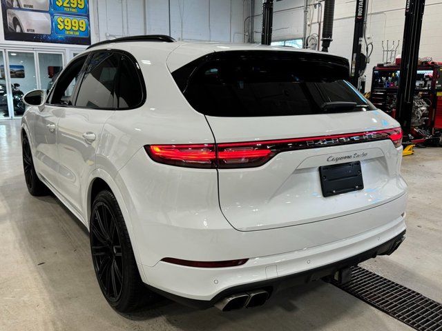 2021 Porsche Cayenne Turbo