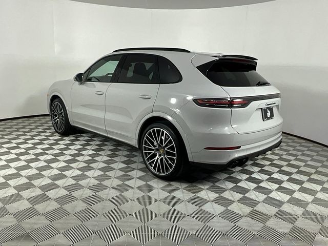 2021 Porsche Cayenne Turbo