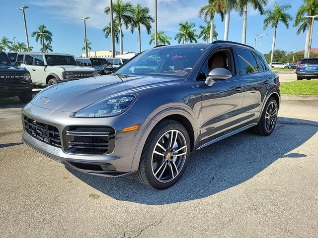 2021 Porsche Cayenne Turbo