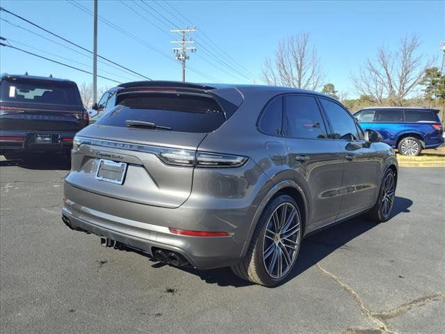 2021 Porsche Cayenne Turbo