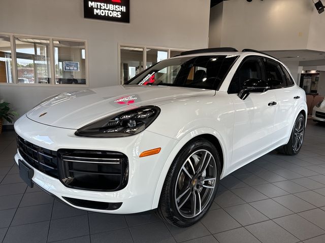 2021 Porsche Cayenne Turbo