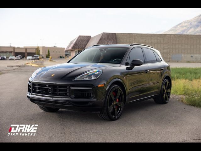 2021 Porsche Cayenne Turbo