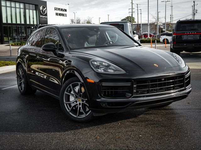 2021 Porsche Cayenne Turbo