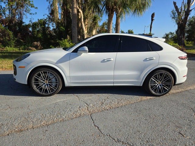 2021 Porsche Cayenne Turbo