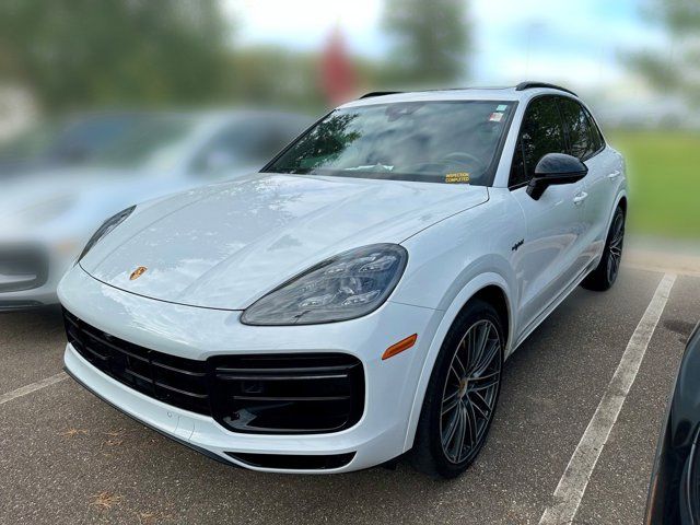 2021 Porsche Cayenne E-Hybrid Turbo S