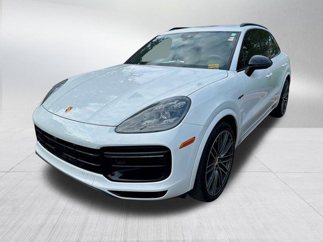 2021 Porsche Cayenne E-Hybrid Turbo S