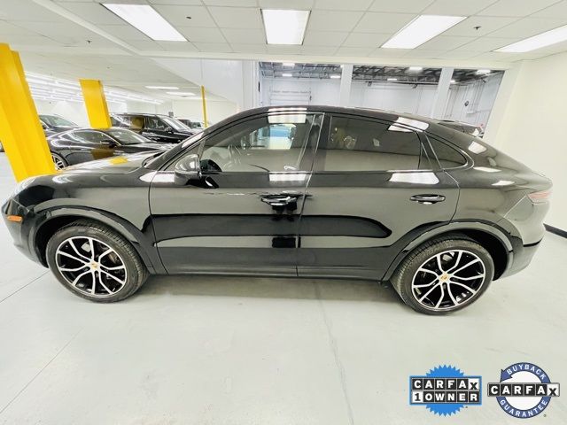 2021 Porsche Cayenne Base