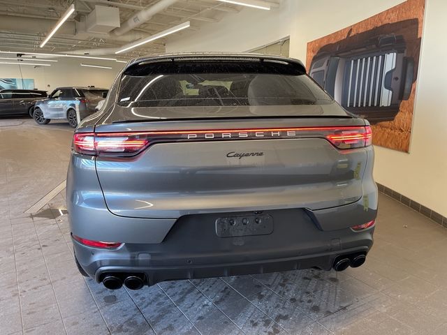 2021 Porsche Cayenne Base