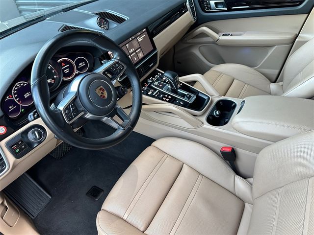 2021 Porsche Cayenne Base