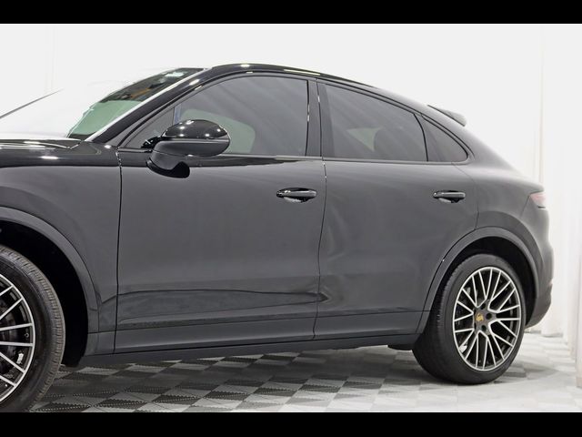 2021 Porsche Cayenne Base