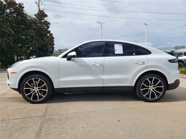 2021 Porsche Cayenne Base