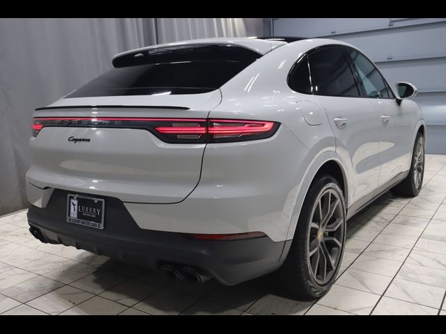 2021 Porsche Cayenne Base