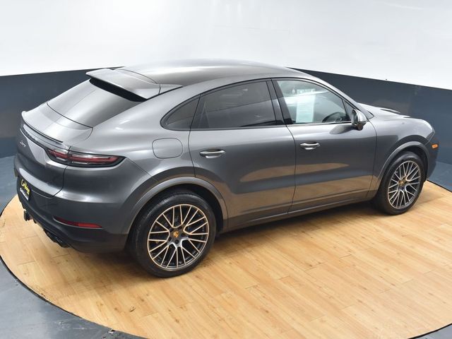 2021 Porsche Cayenne Base