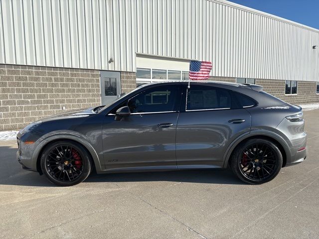 2021 Porsche Cayenne GTS