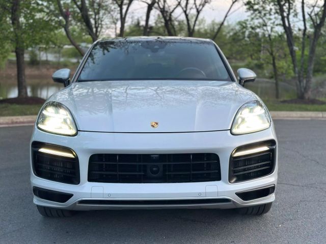 2021 Porsche Cayenne GTS