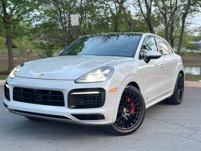 2021 Porsche Cayenne GTS