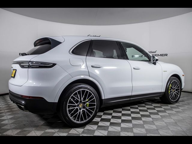 2021 Porsche Cayenne E-Hybrid Base