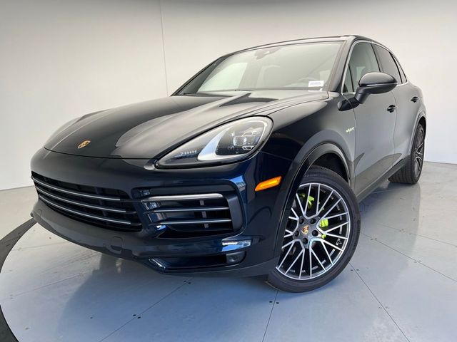 2021 Porsche Cayenne E-Hybrid Base