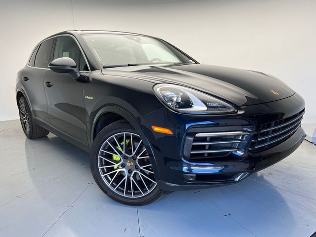 2021 Porsche Cayenne E-Hybrid Base