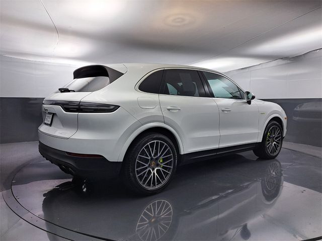 2021 Porsche Cayenne E-Hybrid Base