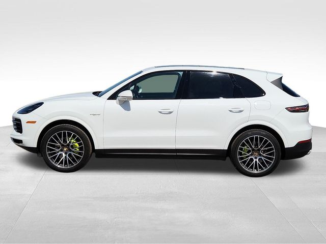 2021 Porsche Cayenne E-Hybrid Base