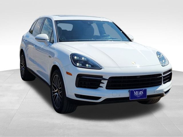 2021 Porsche Cayenne E-Hybrid Base