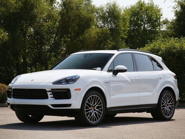 2021 Porsche Cayenne E-Hybrid Base