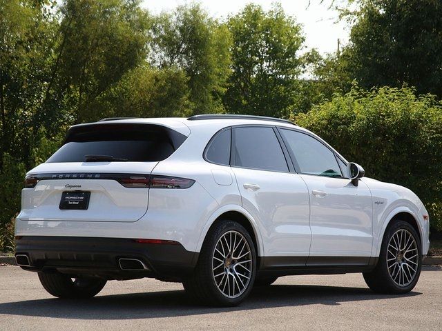 2021 Porsche Cayenne E-Hybrid Base