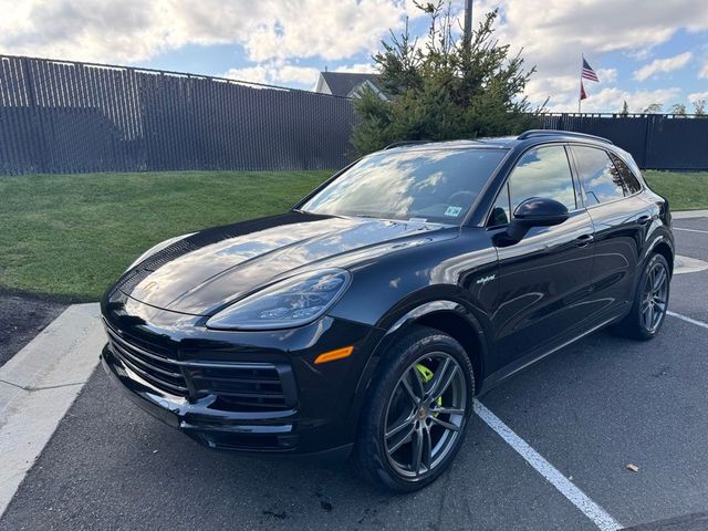 2021 Porsche Cayenne E-Hybrid Base