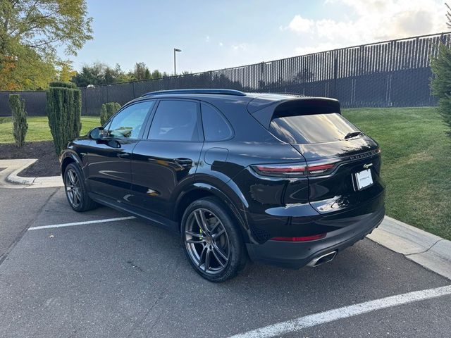 2021 Porsche Cayenne E-Hybrid Base