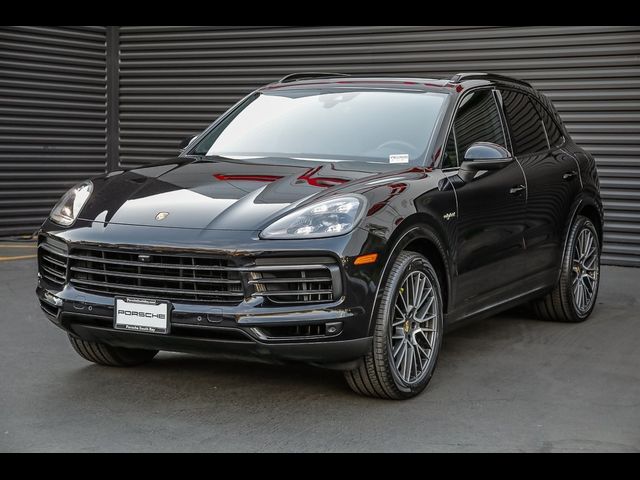 2021 Porsche Cayenne E-Hybrid Base