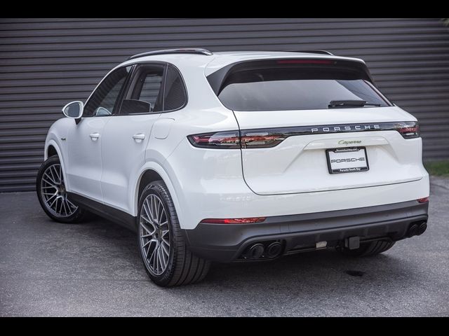 2021 Porsche Cayenne E-Hybrid Base