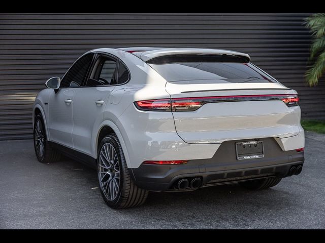 2021 Porsche Cayenne E-Hybrid Base