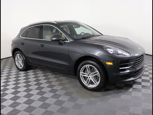 2021 Porsche Macan Base