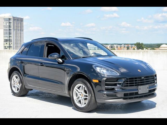 2021 Porsche Macan Base