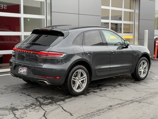 2021 Porsche Macan Base