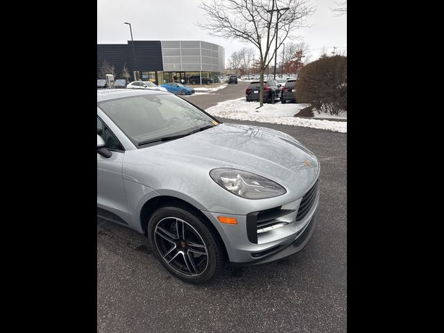 2021 Porsche Macan Base