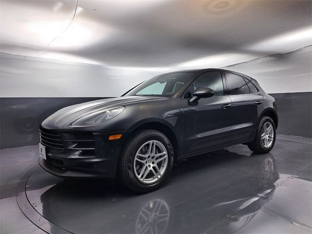 2021 Porsche Macan Base