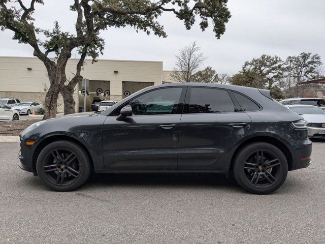 2021 Porsche Macan Base