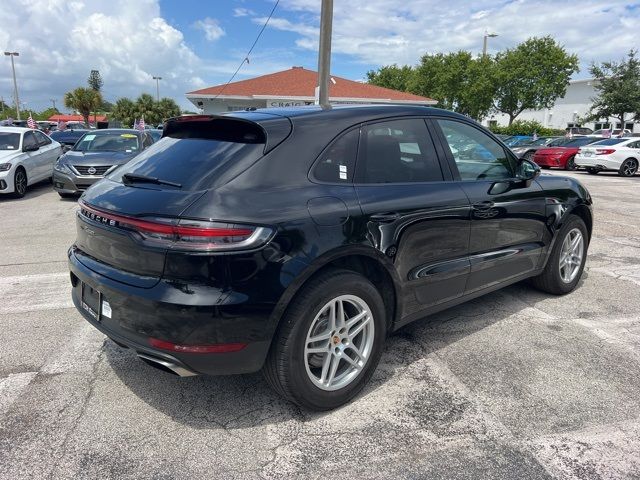 2021 Porsche Macan Base