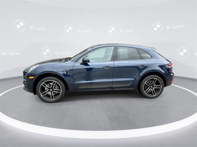 2021 Porsche Macan Base