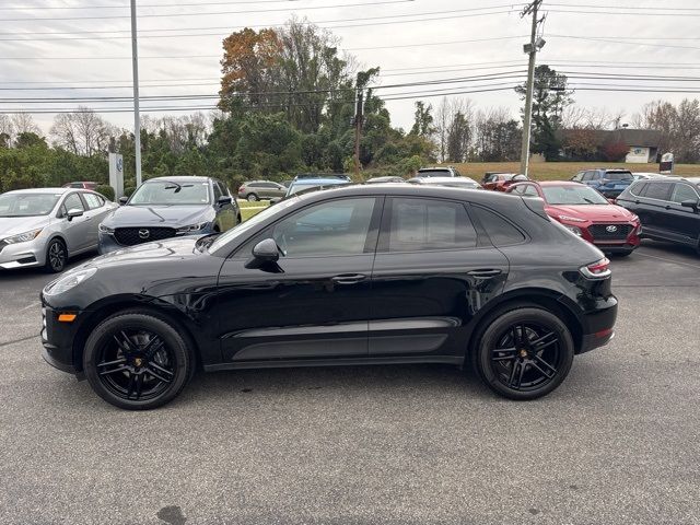 2021 Porsche Macan Base