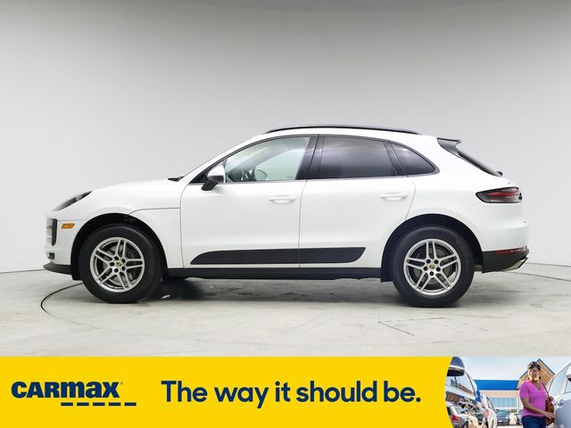 2021 Porsche Macan Base