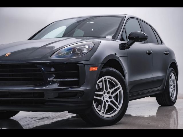 2021 Porsche Macan Base