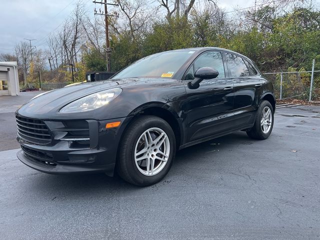 2021 Porsche Macan Base