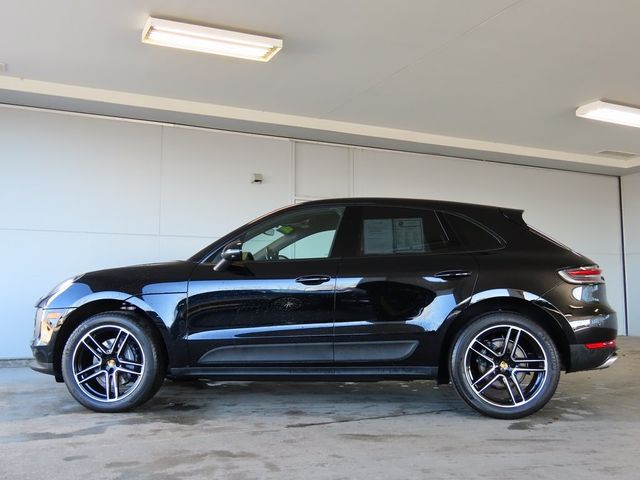 2021 Porsche Macan Base