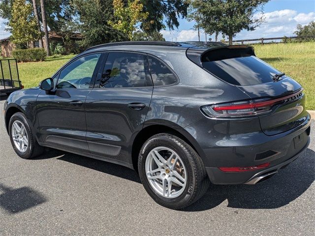 2021 Porsche Macan Base