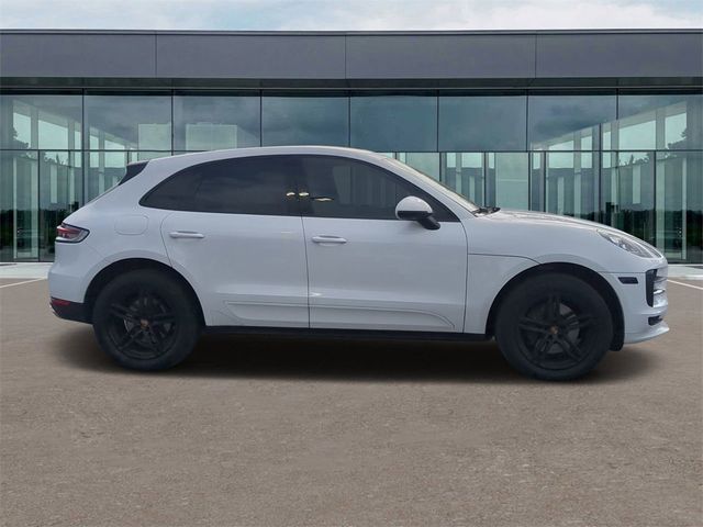 2021 Porsche Macan Base