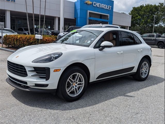 2021 Porsche Macan Base