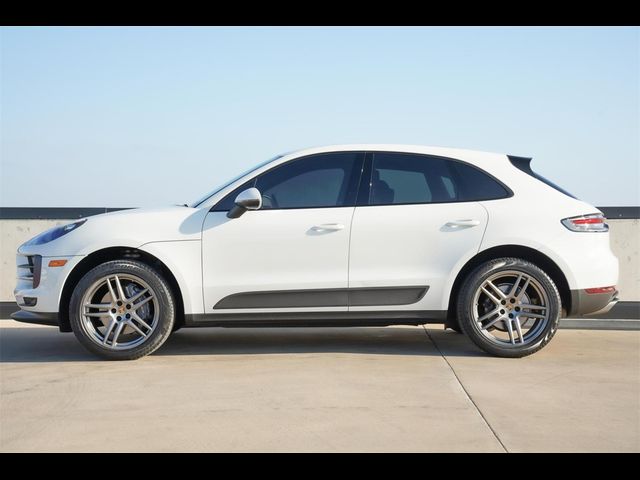 2021 Porsche Macan Base